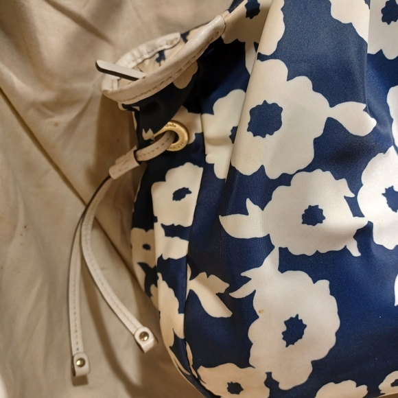 Kate spade tote - Picture 2 of 8